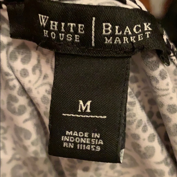 White House Black Market Blouse - Picture 7 of 7